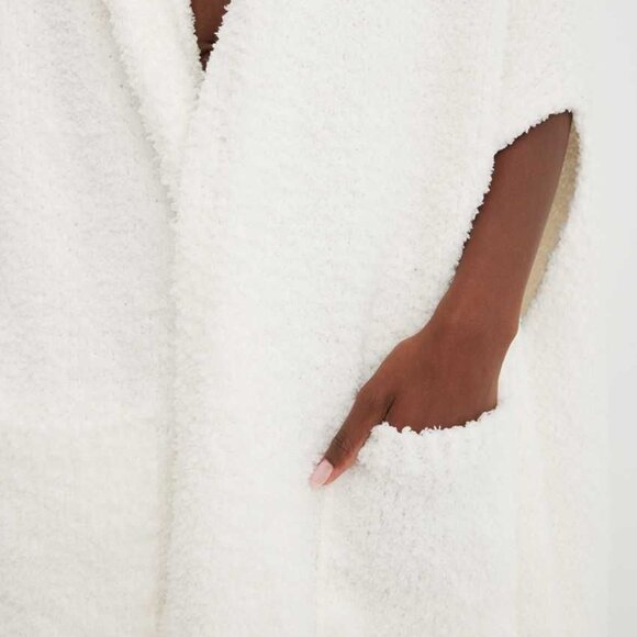 Aerie Marshmallow Cape Scarf - Picture 2 of 6